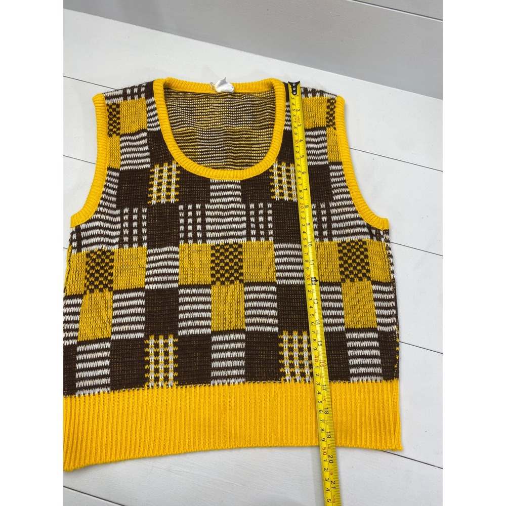 Ship 'n Shore Sweater Vest Women S Vintage 70s Yellow Brown Plaid Knit Geometric - Picture 8 of 13